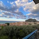 Blue Fly Cefalu
